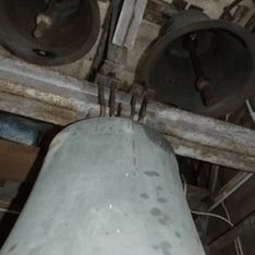 Glocke / Mario Tigges